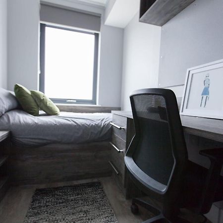 For Students Only Crown Place In Portsmouth ポーツマス エクステリア 写真