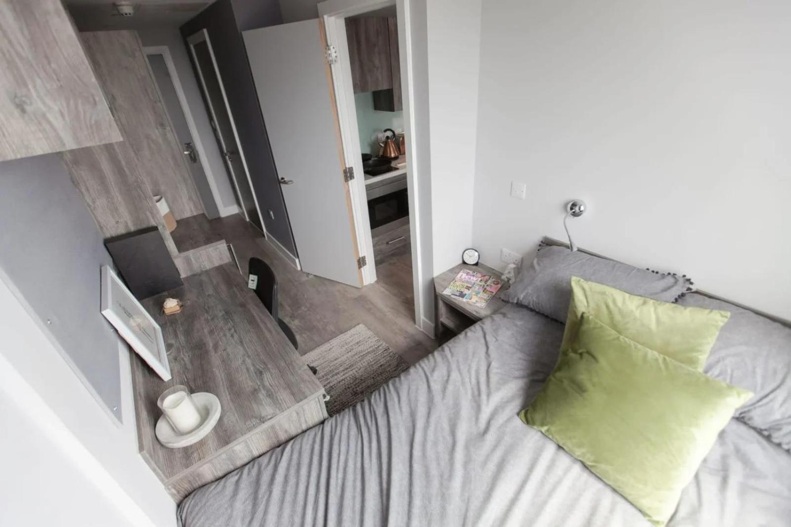 For Students Only Crown Place In Portsmouth ポーツマス エクステリア 写真